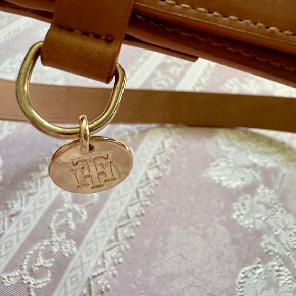 Tommy Hilfiger Women's Caramel Brown Belt - Picture 2 of 5